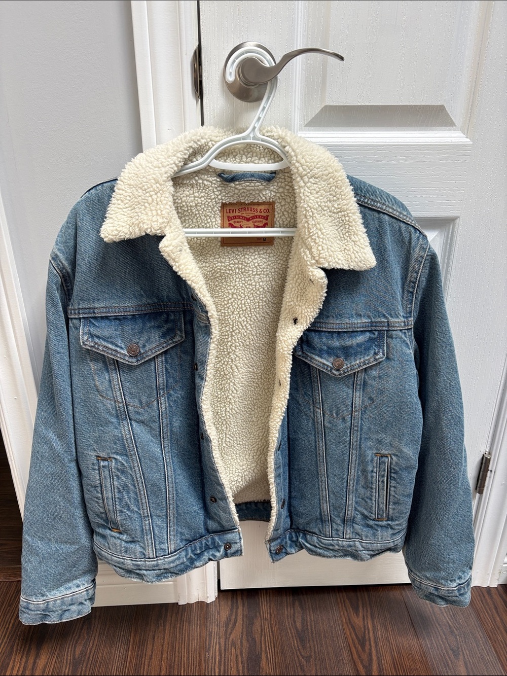 Levi's Blue Denim Sherpa-Lined Jacket with Cream Fleece